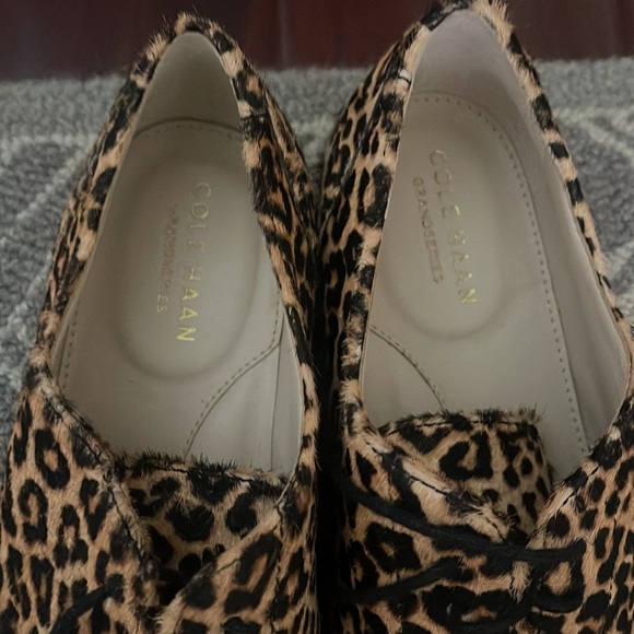 flat shoes - Picture 2 of 5